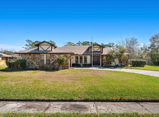 2213 Woodlawn Cir, Melbourne, FL 32934