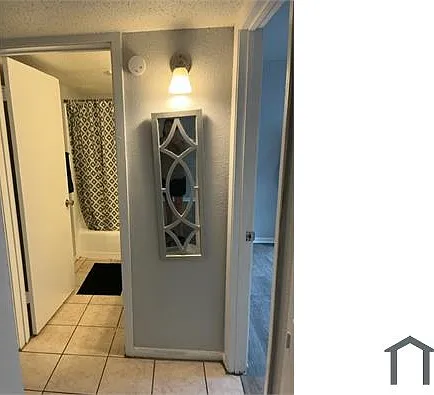 2330 Liberty St #1 — Photo 5