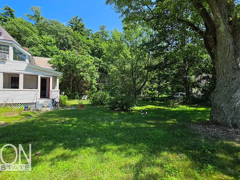 282 Ethan Allen Pkwy #1 — Photo 24