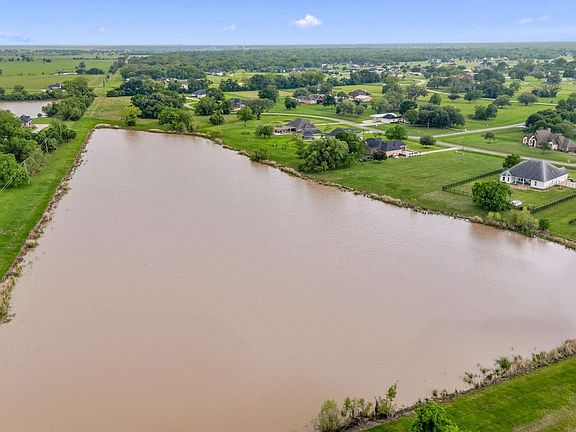 4th image of 203 Cavalry Trail Dr