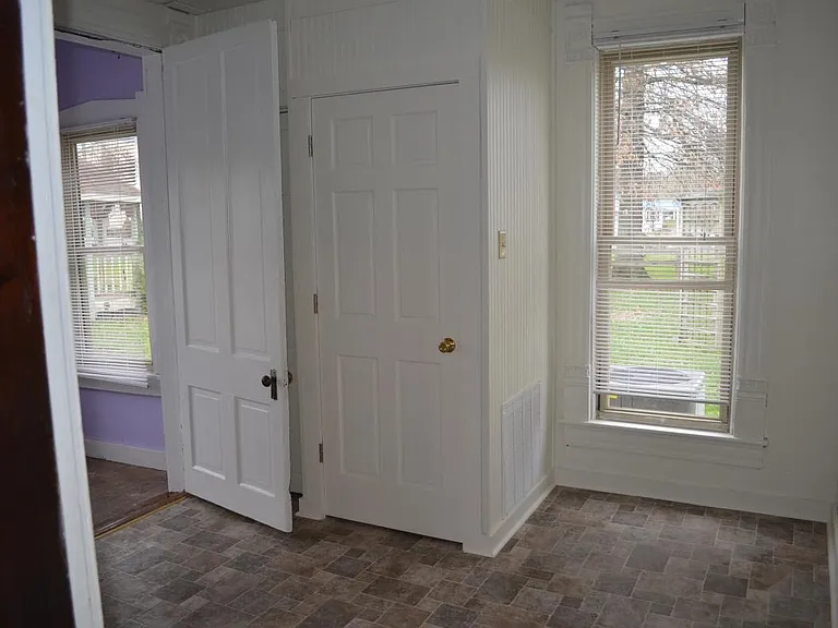 5371 State St — Photo 15