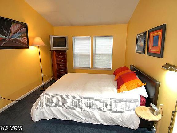3rd image of 7707 Lafayette Forest Dr APT 31