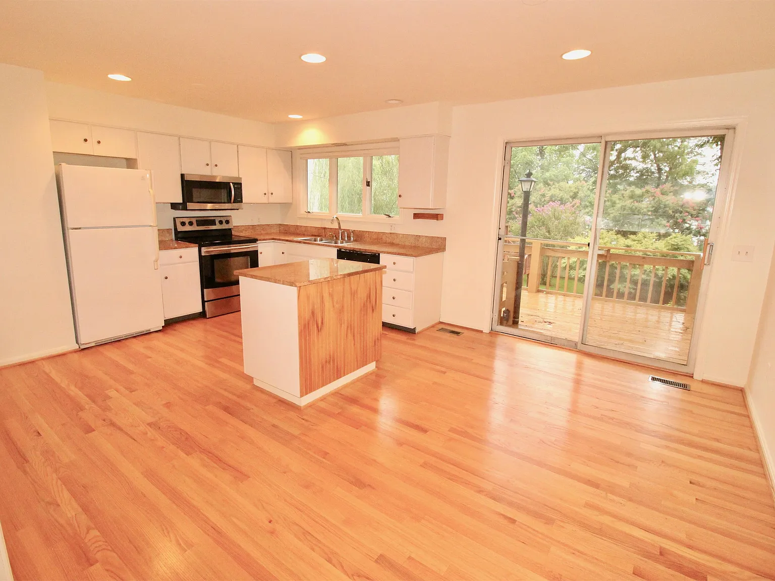 10904 Hobson Street (MD) - 1 — Photo 2