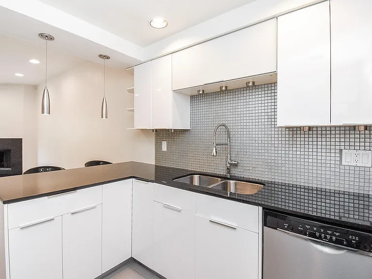1829 Augusta Dr #31 — Photo 12