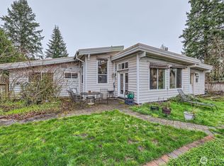 15423 SE 7th Pl, Bellevue, WA 98007