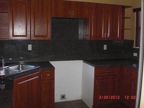 2nd image of 932 SW 6th Ct
