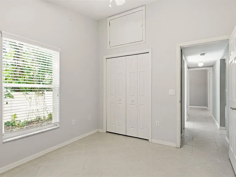 406 S Bayview Blvd #1 — Photo 22