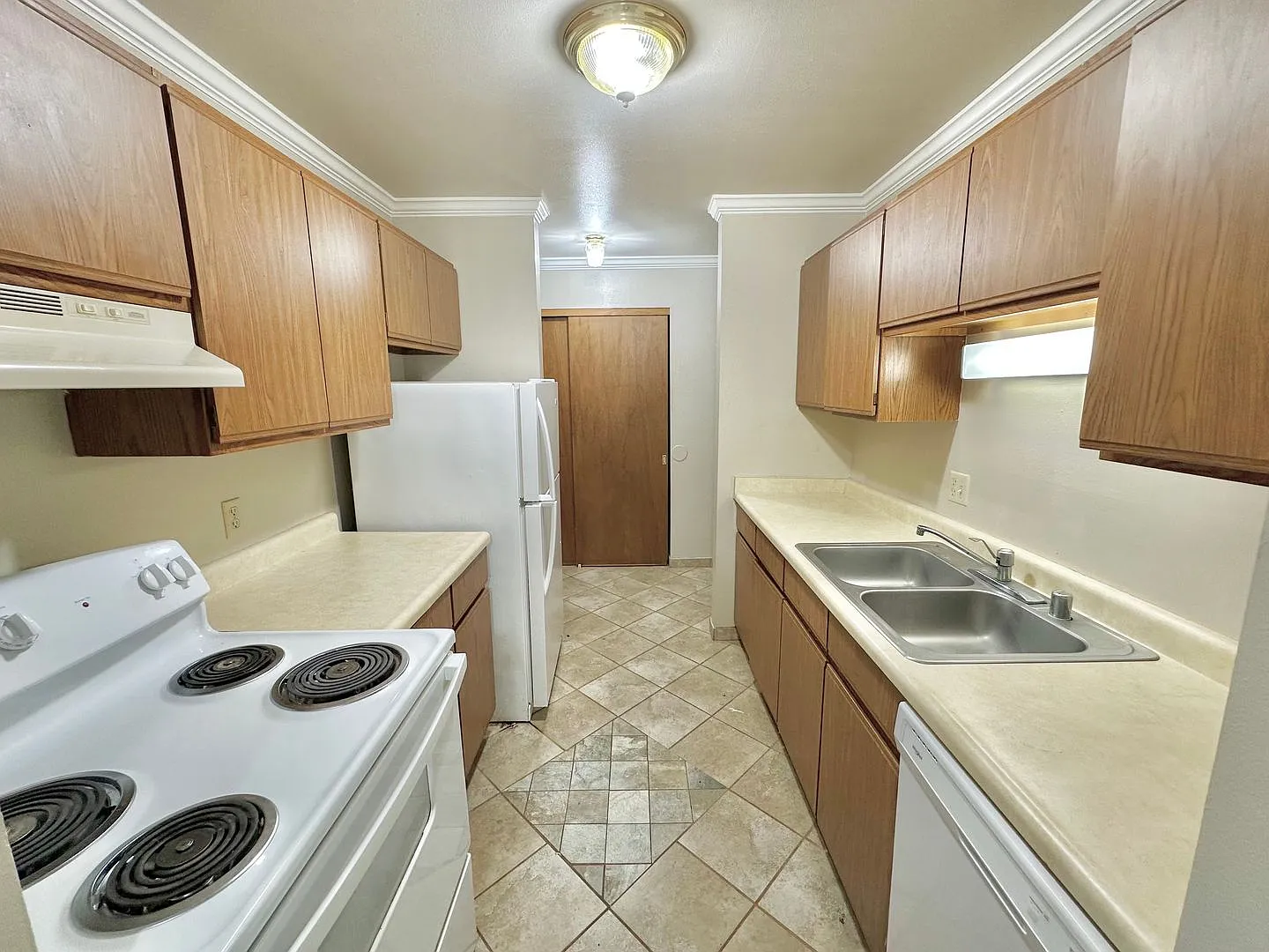 S846 — Photo 4
