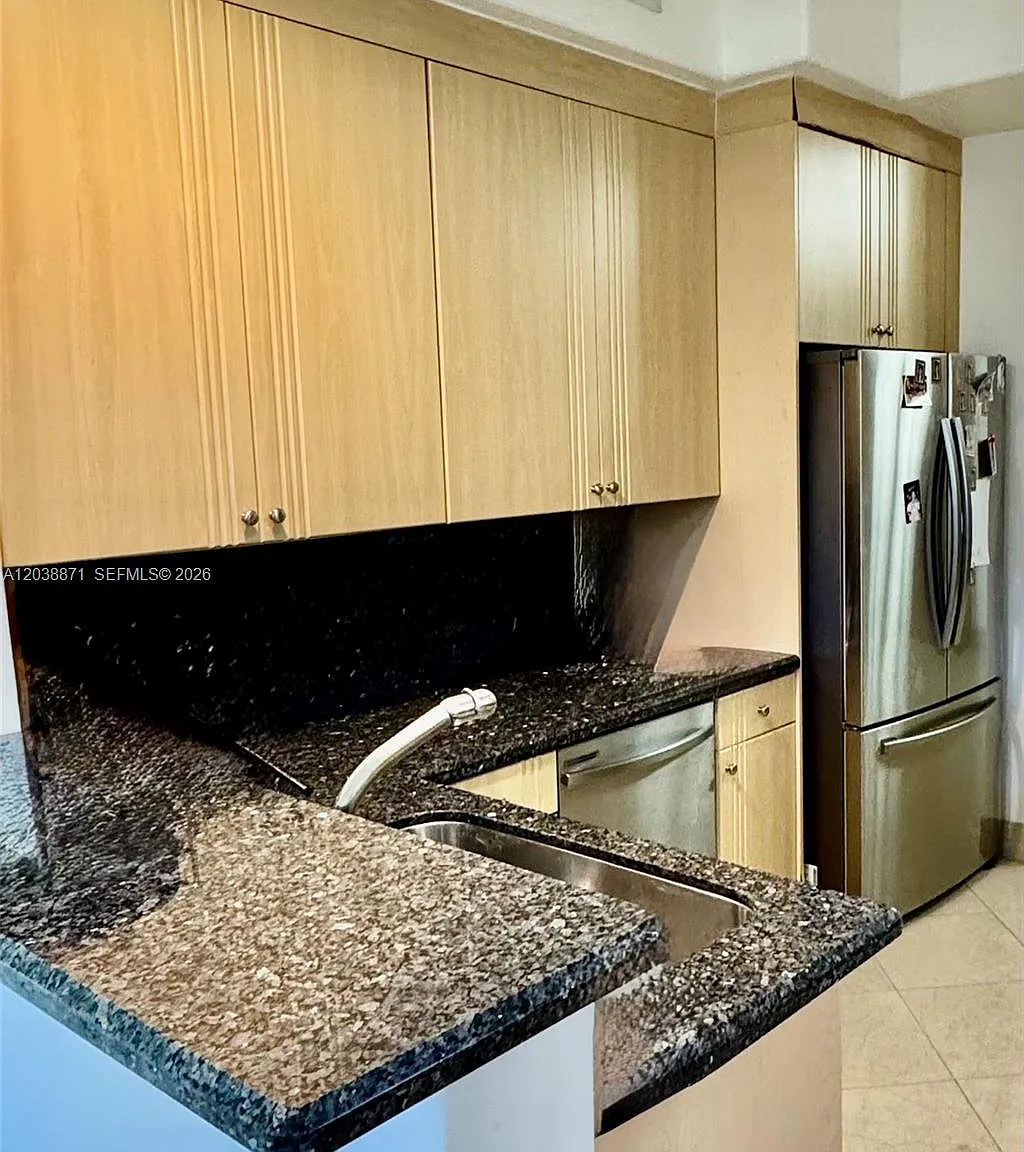 Aventura Lakes Phase 1 — Photo 4