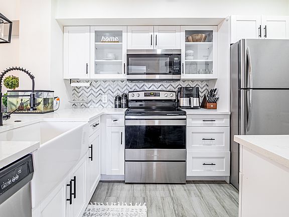 5th image of 7824 Sonoma Springs Cir APT 304
