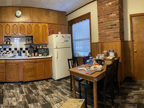 landlord_unit_photo_45228821_1.5