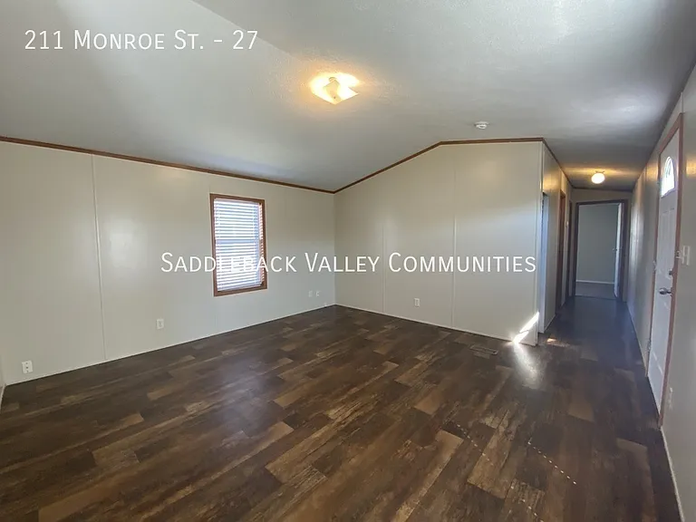 211 Monroe St #27 — Photo 9