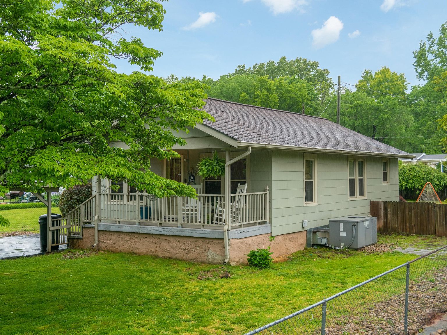 11626 Hixson Pike, Soddy Daisy, TN 37379 Zillow