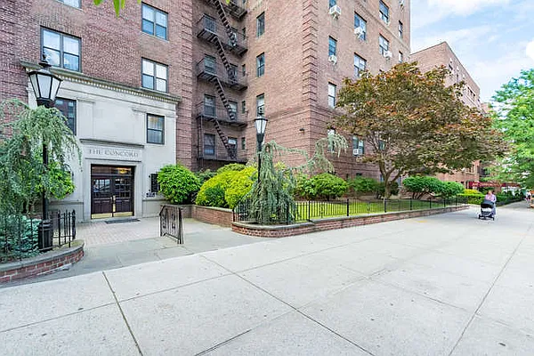 Sold by Bell Realty | media 1