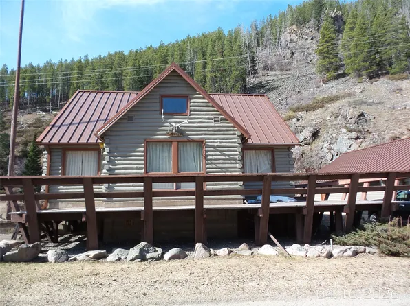 500 Pine St, Neihart, MT 59465