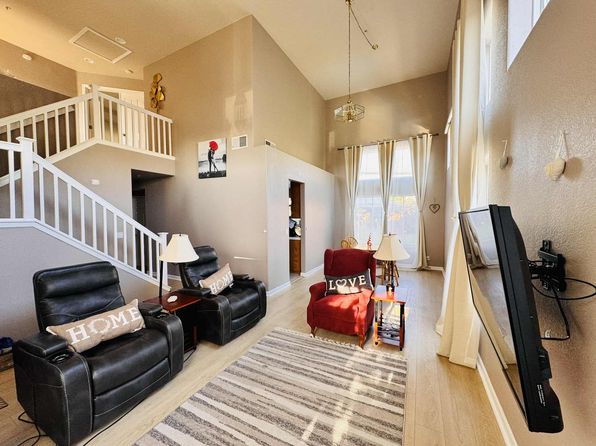 20 Chamise Cir