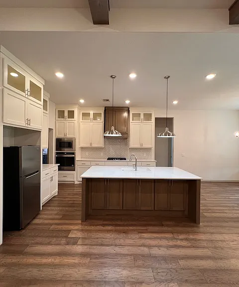 13605 S Independence Ave — Photo 4