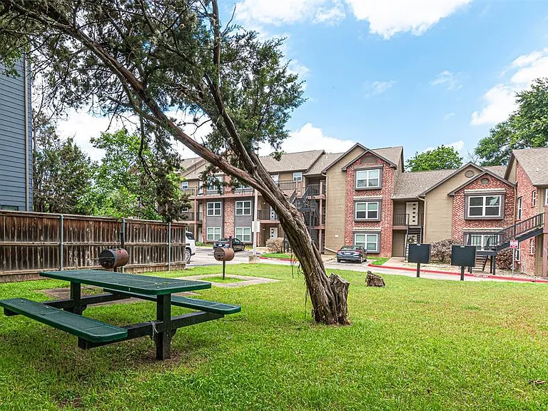 3604 Clawson Rd #108 — Photo 9