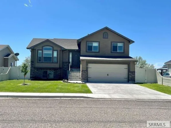 3330 E Ringneck Dr, Idaho Falls, ID 83401