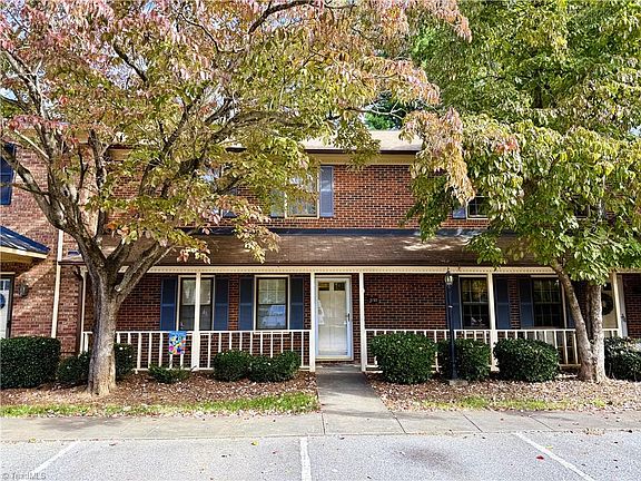 2nd image of 3131 Burke Mill Ct