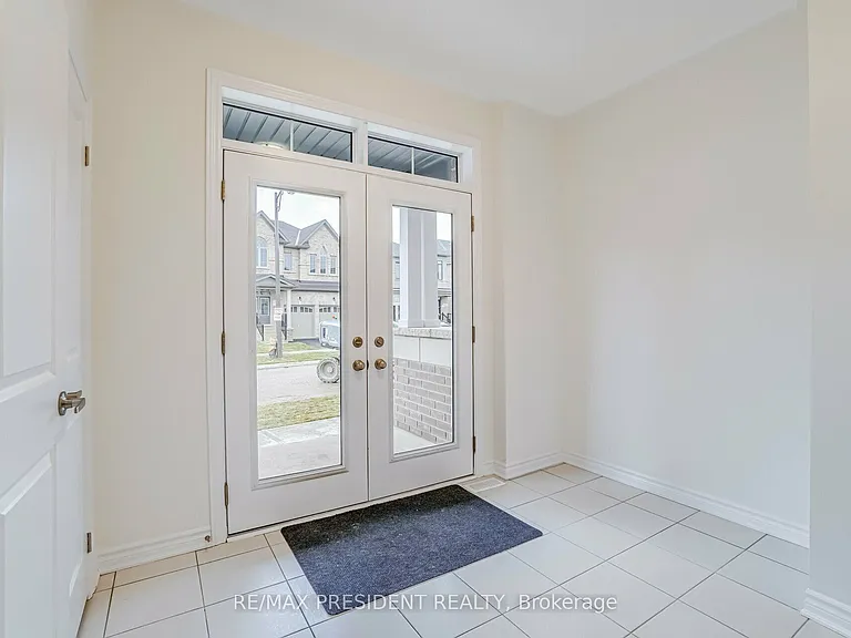 17 Spinland St — Photo 2