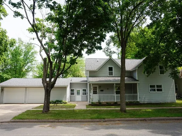 1414 Knapp St, Menomonie, WI 54751