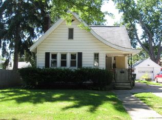 813 Durant St, Lansing, MI 48915