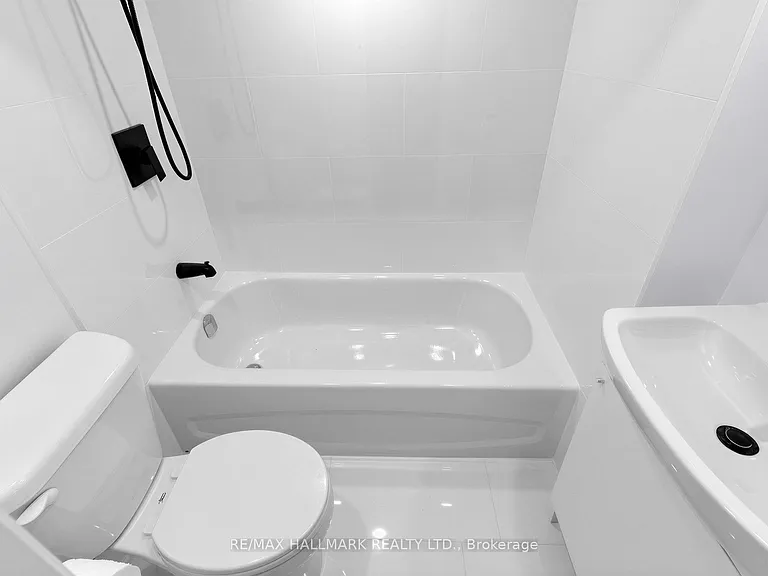 67 Trinnell Blvd #BSMNT — Photo 18