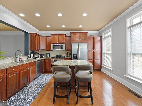 5th image of 2871 Overlook Way