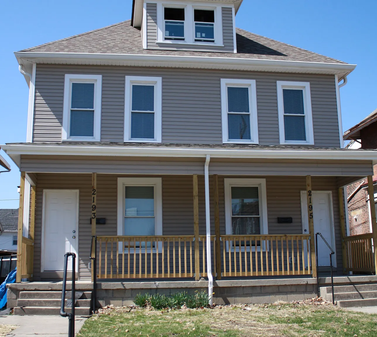 4 bed, 2350 sqft, $2,500 — Photo 1