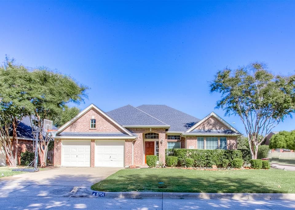 1st image of 6704 Briarwood Dr