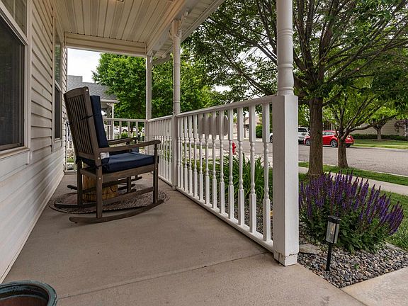 4th image of 1289 Windsor Park Dr