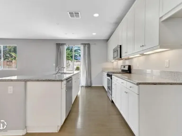 5412 Gozum Dr — Photo 3