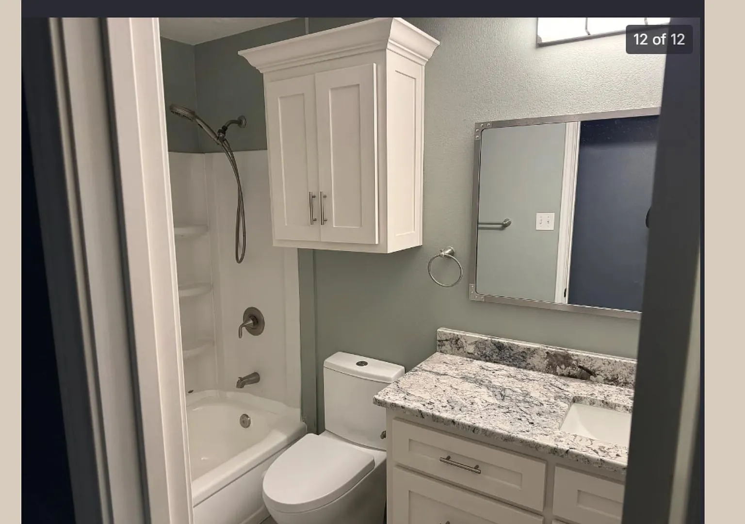 4 bed, 2.0 bath, 1700 sqft, $975 — Photo 2