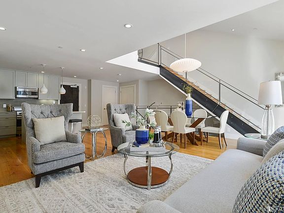 4th image of 3133 24th St #6