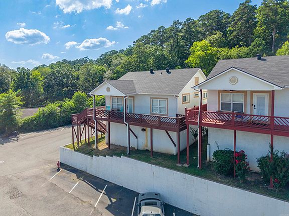 3rd image of 208 Aberina St APT A