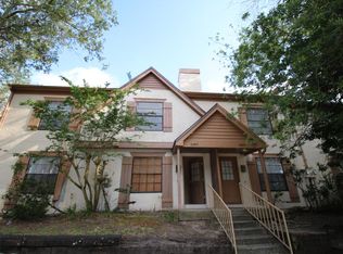 2002 Brigadoon Dr, Clearwater, FL 33759