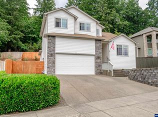 903 Sun Valley Ave, Silverton, OR 97381