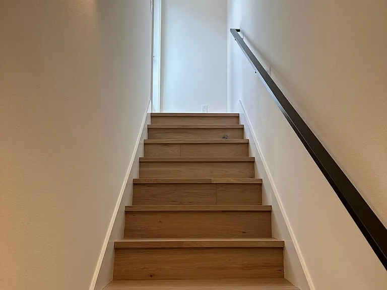 2615 44th Ave SW — Photo 9