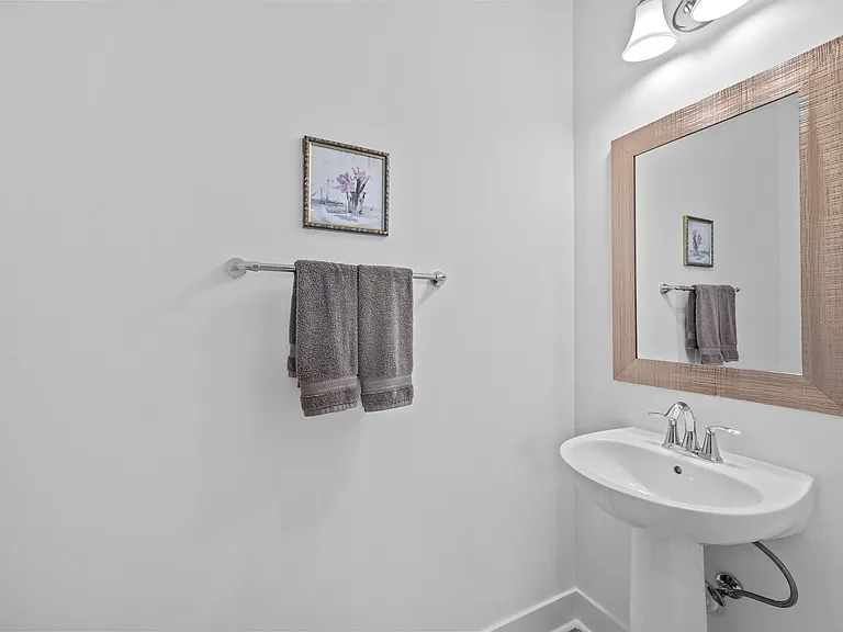 5255 Beckman Ter — Photo 33