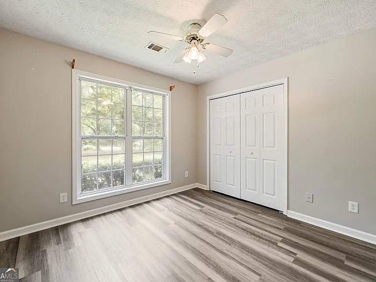 209 Garrison Chase — Photo 10