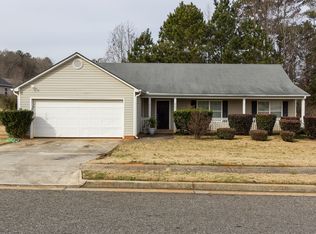 909 Rosewood Ln, Monroe, GA 30656