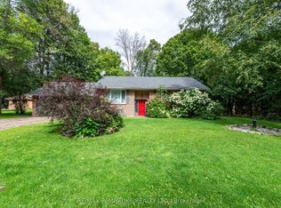 1486 Wilson Rd, Laurentian Valley, ON K8A 6W4