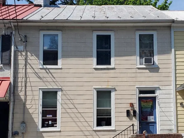 55 W High St, Gettysburg, PA 17325