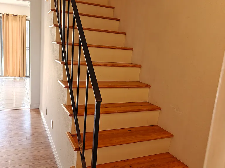 8280 Rush St — Photo 9