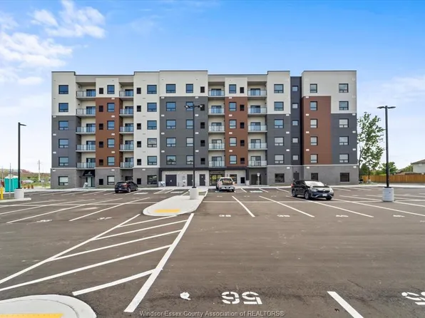 4785 Walker Rd, Windsor, ON