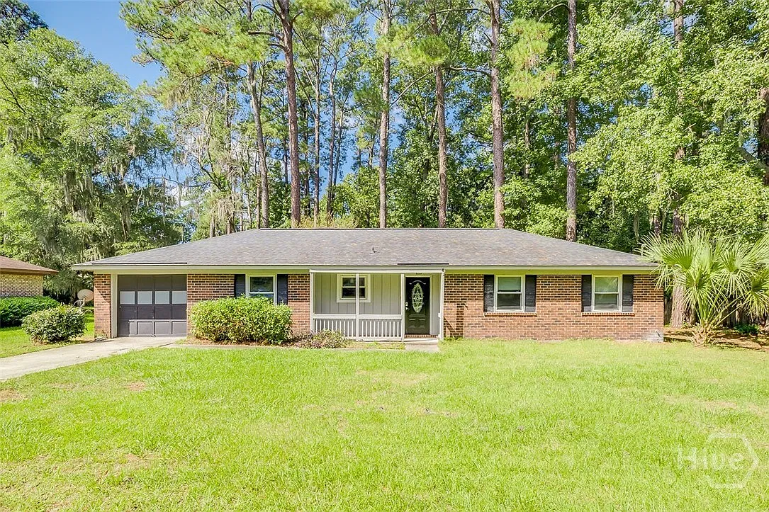 3 bed, 2.0 bath, 1686 sqft, $2,100 — Photo 1