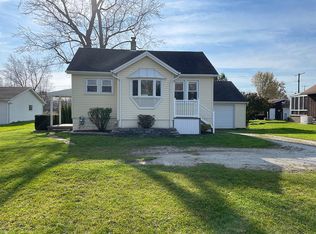 4887 Griswold Rd, Kimball, MI 48074