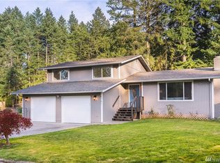 5701 190th Ave E, Lake Tapps, WA 98391