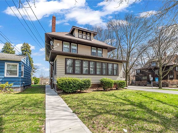 3rd image of 2162 Culver Rd